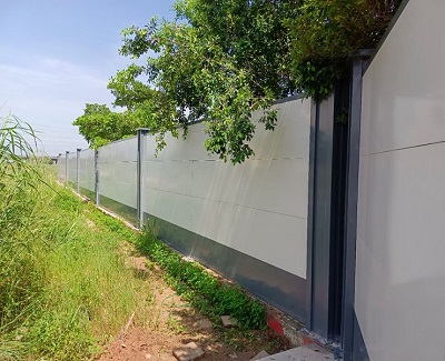 施工圍擋迎美麗變身，展現(xiàn)城市文明端口