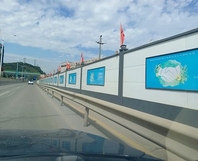 工程行業(yè)發(fā)展需求高速，PVC圍擋廠家做了這一舉動(dòng)